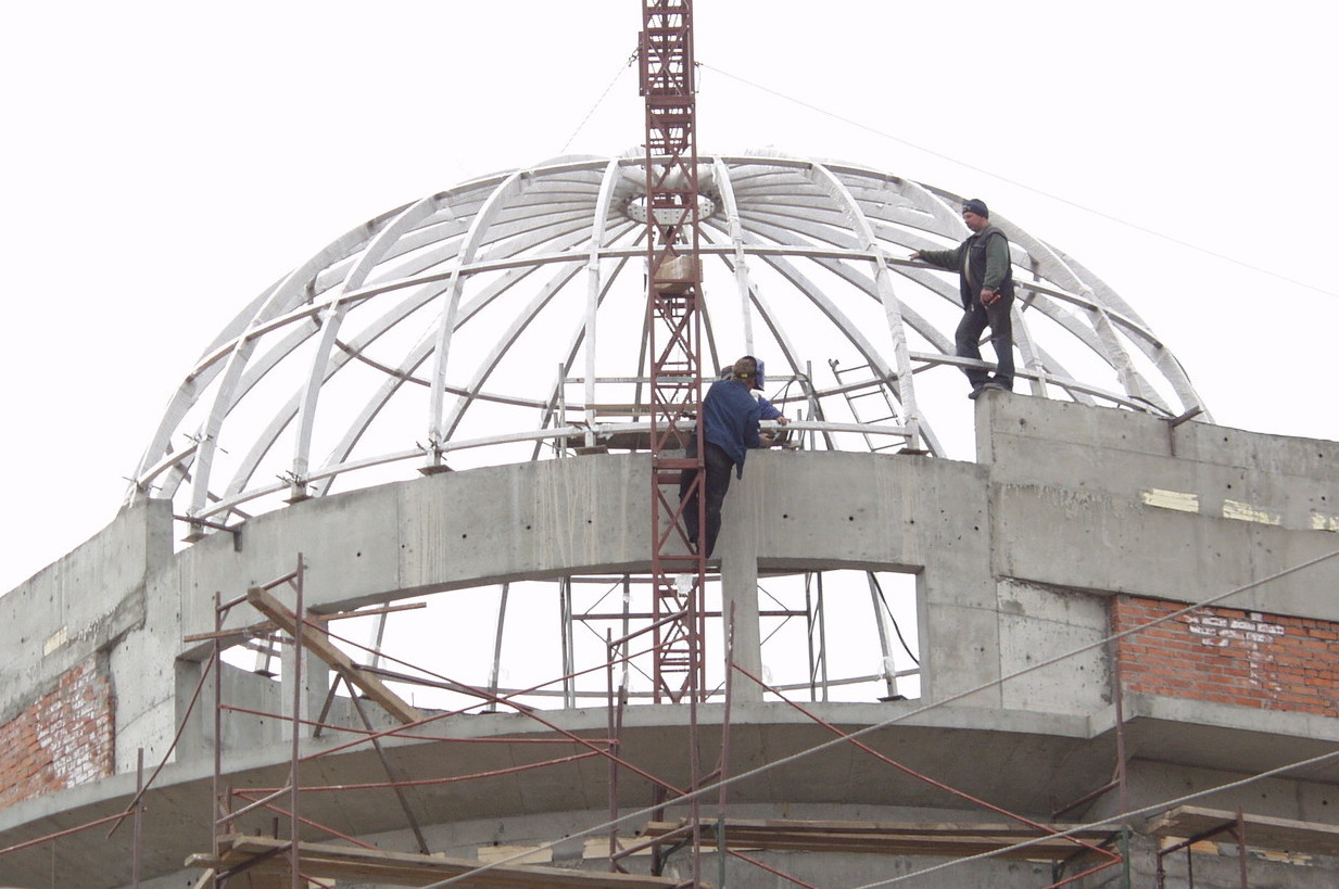 Куполы, сферы из металла